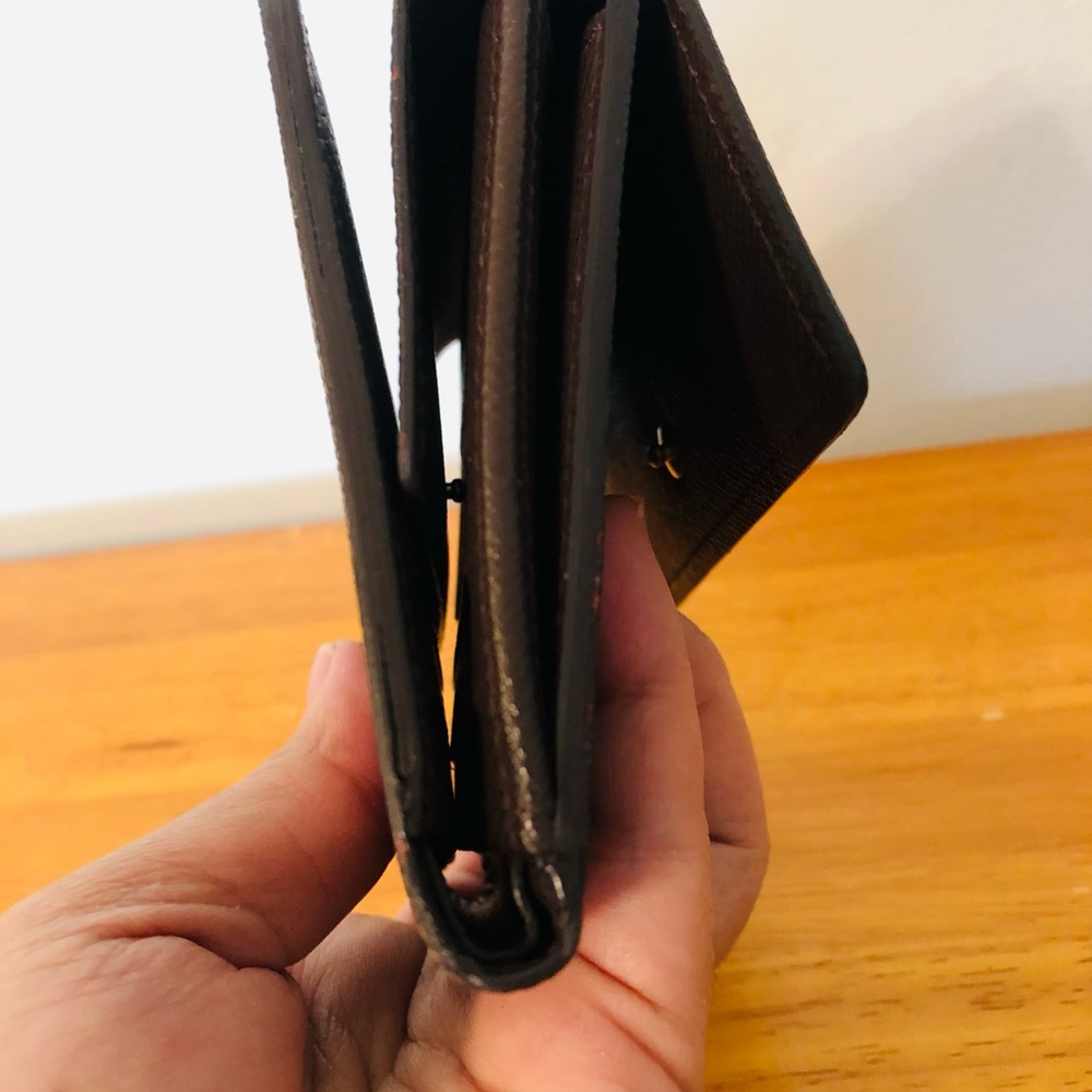 Authentic Louis Vuitton Wallet - Picture 16 of 16